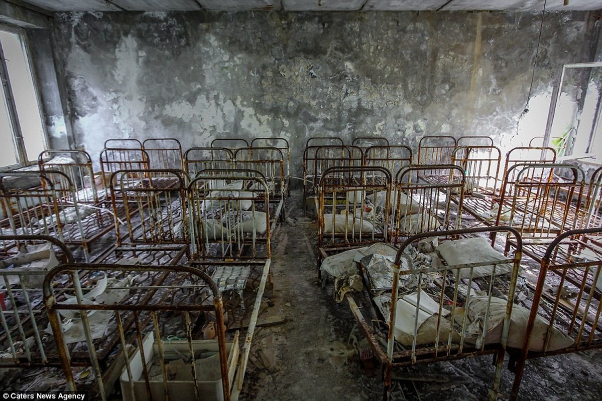 Rung minh canh ben trong thanh pho “ma” sau tham hoa Chernobyl